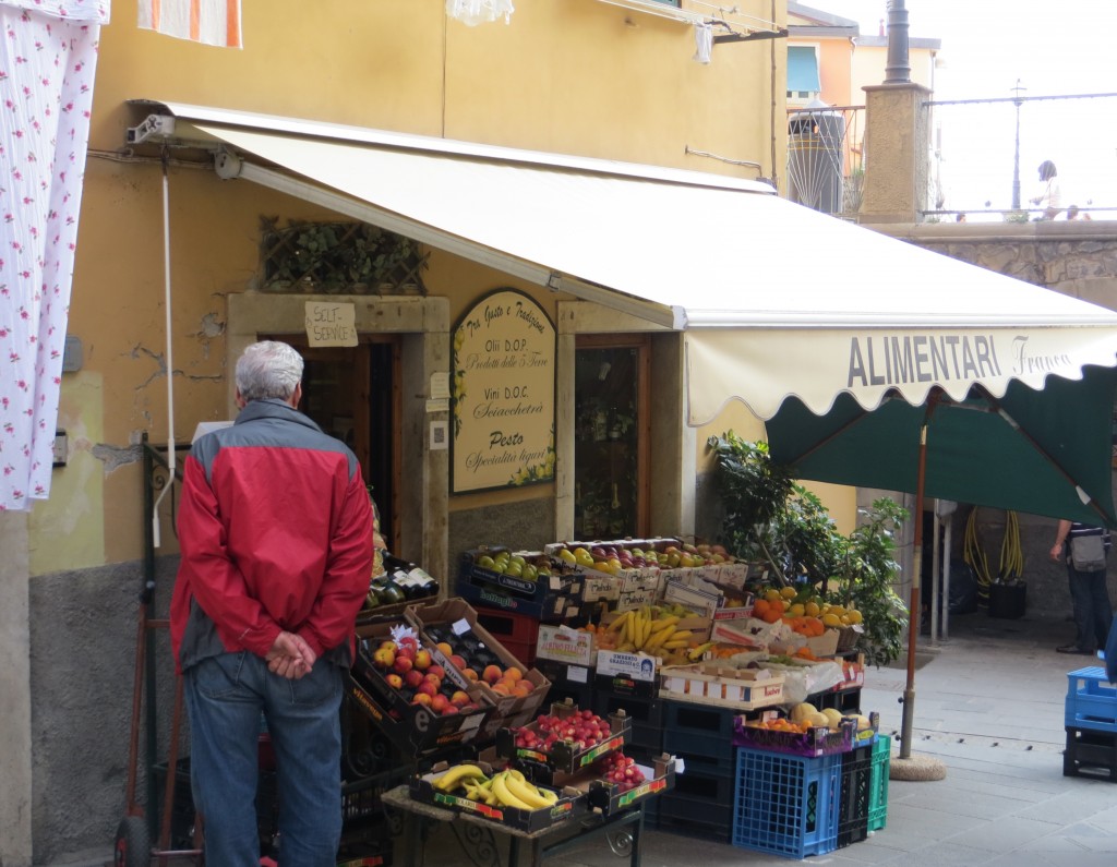 Fruit stand