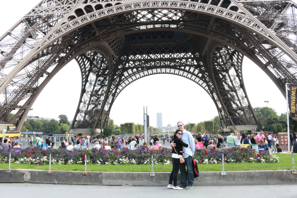 JE and the Eiffel Tower