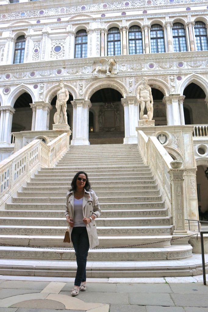 E @ the grand staircase of Doge's Palace