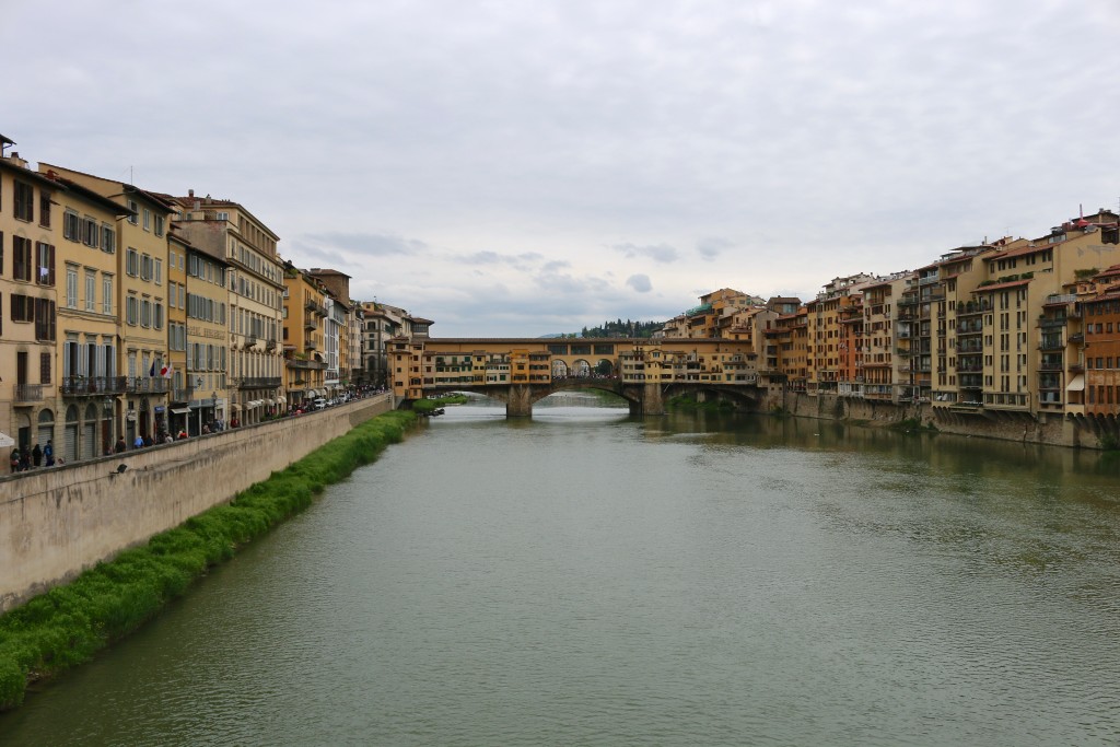 Ponte Vecchio (the old bridge)