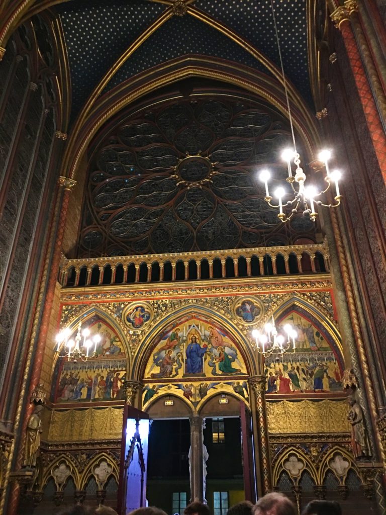 Image inside Sainte-Chappelle
